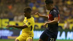 Agustín Cardozo en un partido contra Boca.
