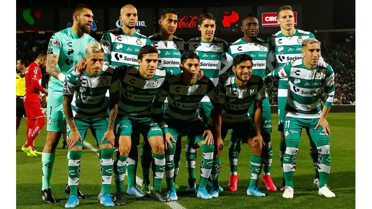Santos informó que fueron dado de alta varios elementos del primer equipo.