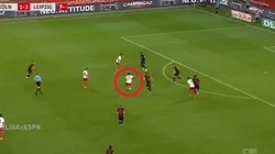 Enorme acción de Anthony Modeste.