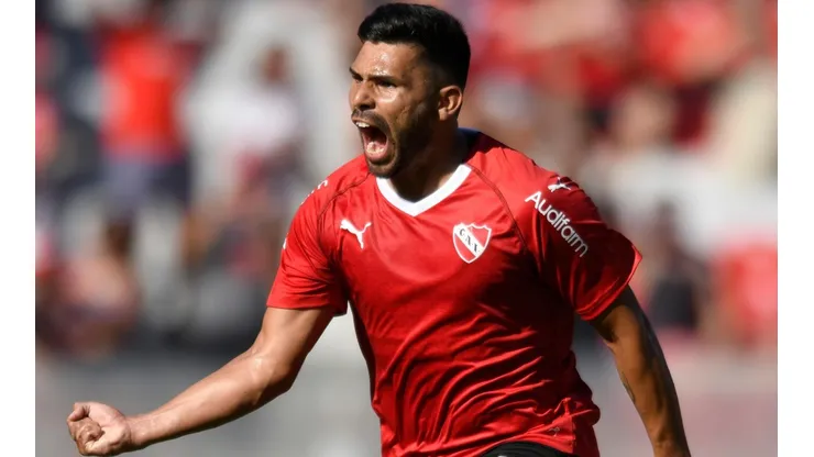 Silvio Romero podría continuar su carrera en México