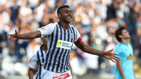 Fuentes pertenece a Alianza Lima.