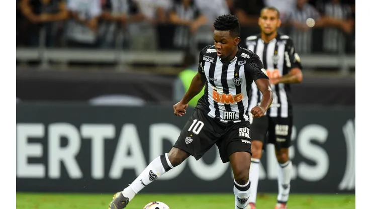 Cazares en un partido de Atlético Mineiro.