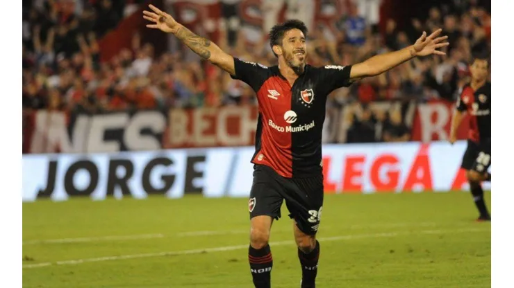 Pablo Pérez en su vuelta a Newell's.