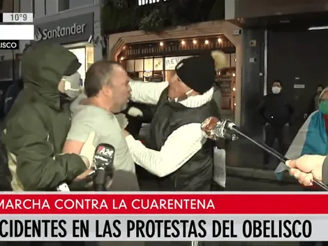 Video: muy enojado, fue al Obelisco a enfrentar a los "anticuarentena"