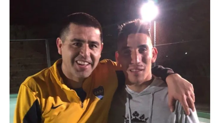 Centurión: "Riquelme siempre me mira los estados del WhatsApp"