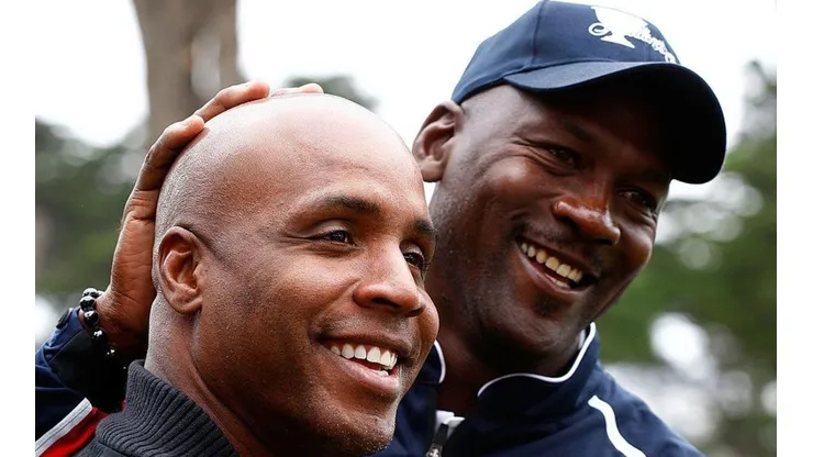 Barry Bonds y Michael Jordan. Foto: Getty.