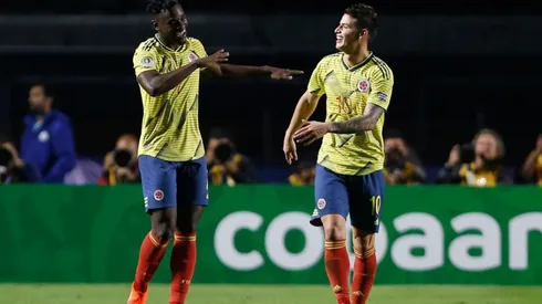 Duván Zapata y James Rodríguez, juntos en la Selección Colombia.