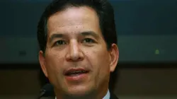 Javier Alarcón defendió a Emilio Azcárraga y lo trollearon en las redes sociales