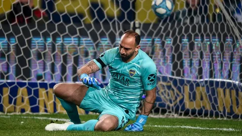 Foto de Marcos Diaz atajando en Boca.