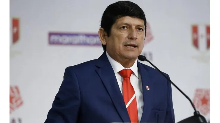 Lozano fue el sucesor de Edwin Oviedo en la FPF.