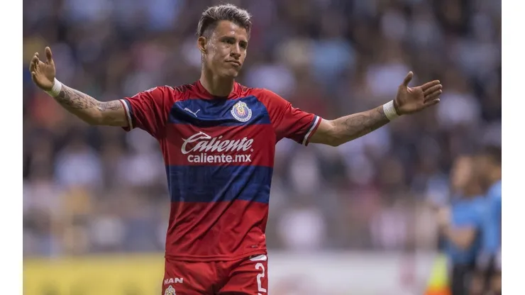 Rayados planea un intercambio con Chivas: dos futbolistas por Chicote Calderón
