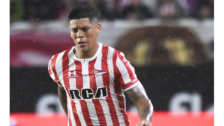 Marcos Rojo en un partido de Estudiantes.