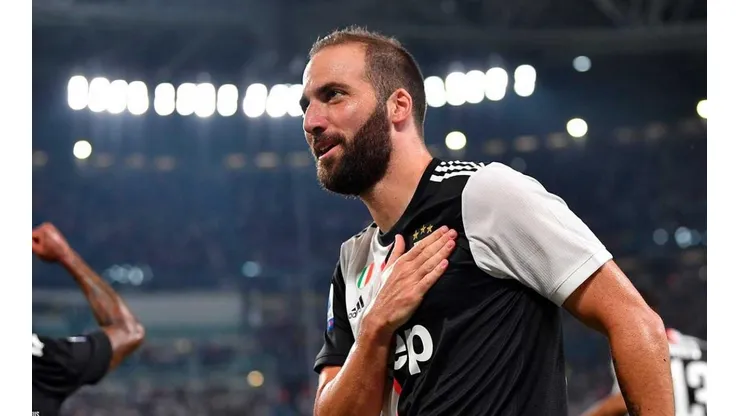 Competencia para River: dos equipos de Inglaterra quieren a Higuaín
