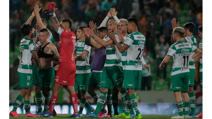En plena crisis: los jugadores de Santos que entrenan juntos
