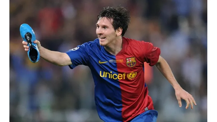 Un joven Lionel Messi prefirió quedarse en Barcelona.