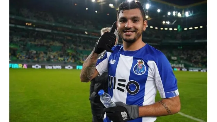 Sevilla pagaría 30 millones de euros por Tecatito Corona: cuánto dinero le quedaría a Rayados