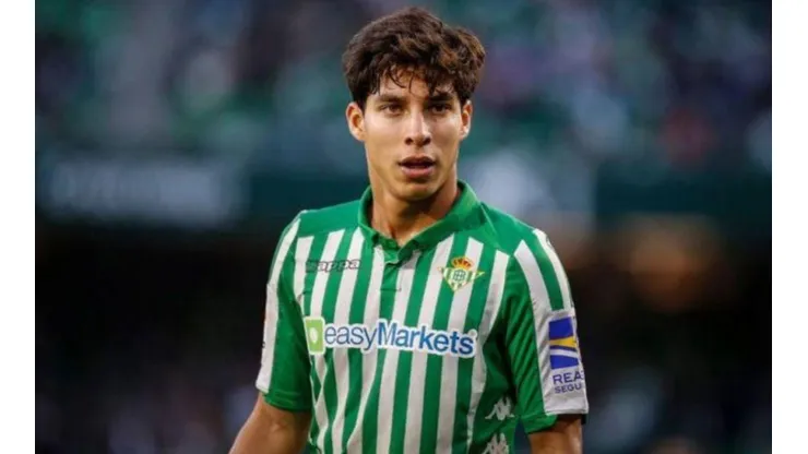 Real Betis buscaría intercambiar a Diego Lainez