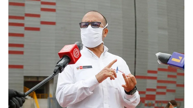 Víctor Zamora es el ministro de Salud del Perú.