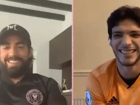 A pura risa: Raúl Jiménez y Rodolfo Pizarro recordaron concentraciones juntos en la Selección México