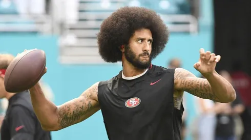 El mariscal de campo que la NFL no le permite jugar