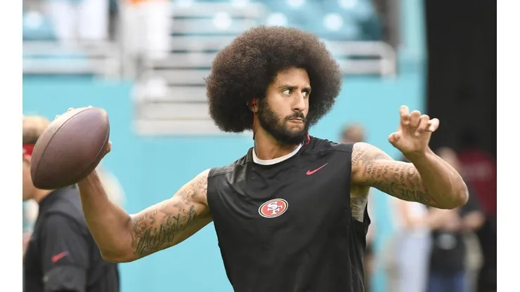 El mariscal de campo que la NFL no le permite jugar