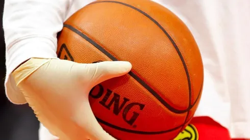 Imagen de uno de los últimos partidos antes que se suspendiera la temporada. Foto: Getty.