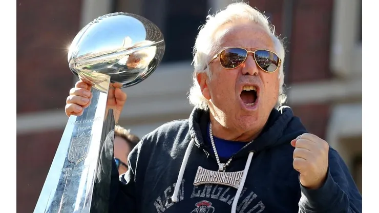 En una millonada se vendió anillo del Super Bowl de Kraft