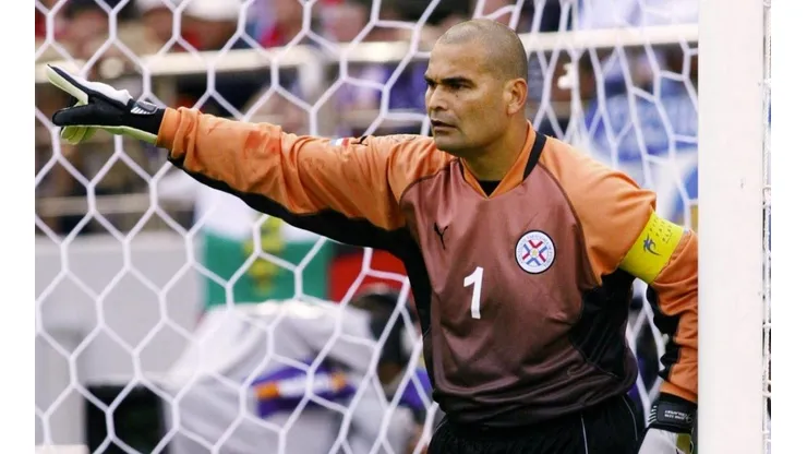 Chilavert: "Conmebol ha maltratado a la Federación Mexicana y los clubes"