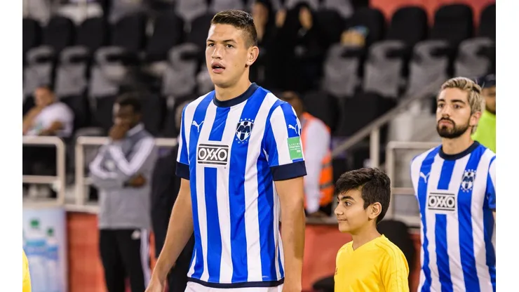 Los jugadores que Chivas le daría a Rayados por Montes