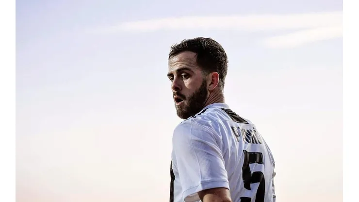 Desde España reportan qué le dijo Pjanic al PSG: "Solo iré al Barcelona"
