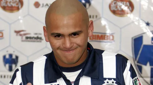 El chileno está primero en las votaciones del Grupo W