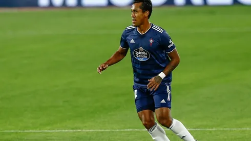 Tapia jugó la última temporada en el Feyenoord de la Eredivisie.