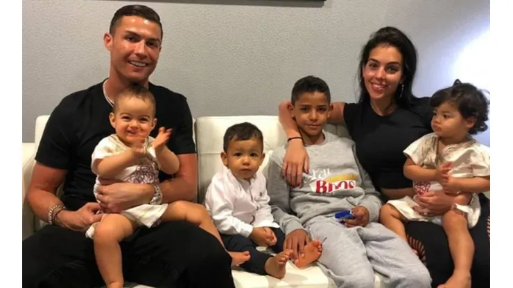 La familia de Cristiano Ronaldo, muy unida.