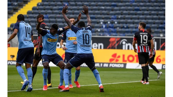 Frankfurt le abrió las puertas al Mönchengladbach y sufrió una derrota