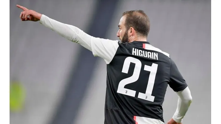 Gonzalo Higuaín sigue perteneciendo a Juventus.