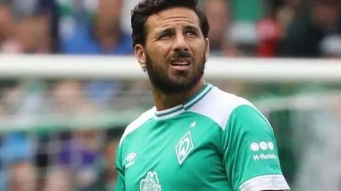Claudio Pizarro juega en el Werder Bremen desde el 2018.