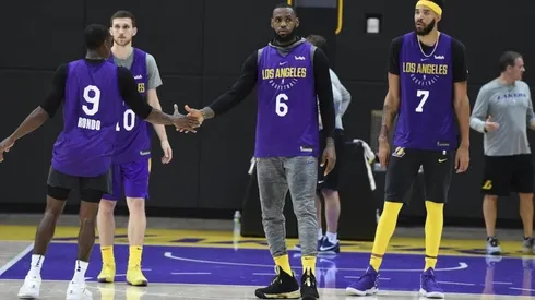 Los Lakers volverán a los trabajos
