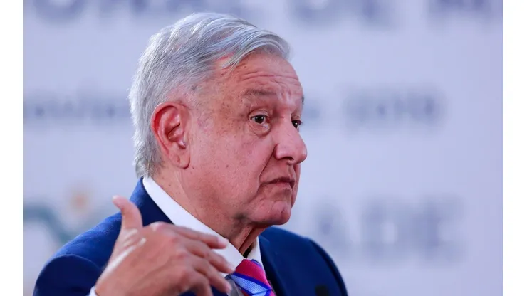AMLO quiere vigilar las finanzas de los clubes de la Liga MX.