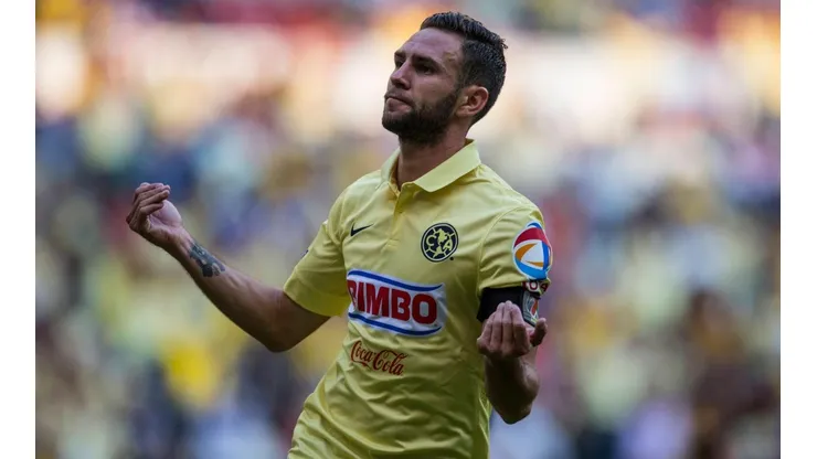 Layún completó un partido en América con espeluznante lesión