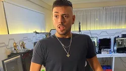 Coscu dijo que la hermana de un amigo le "quería dar" y ella apareció en twitter