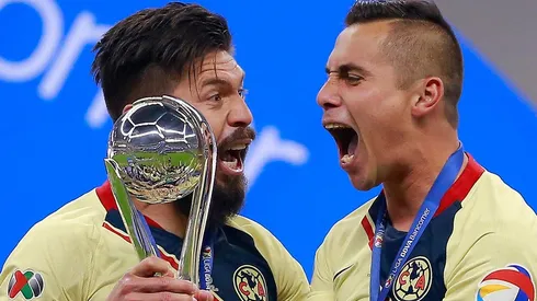 Oribe Peralta envió sus condolencias a Paul Aguilar