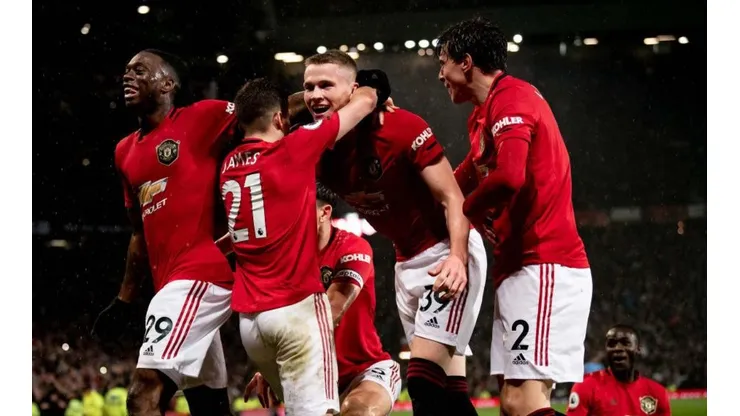 Manchester United se encuentra buscando un delantero.