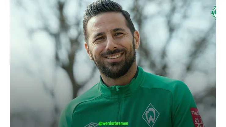 Pizarro llegó a las Bundesliga en 1999.