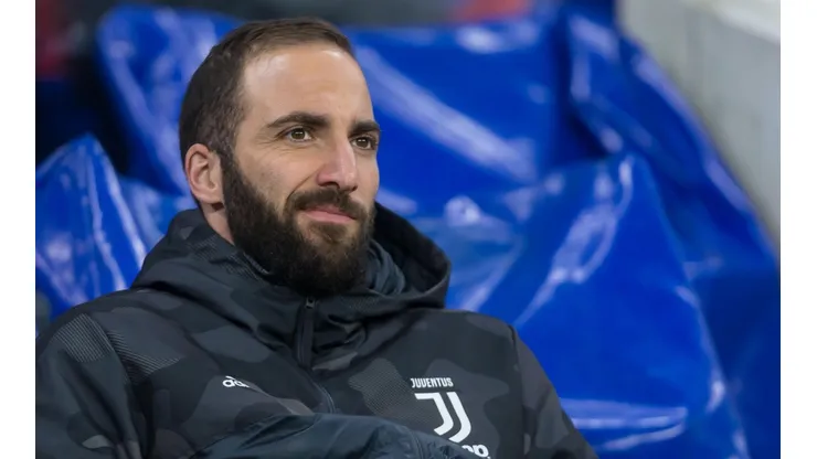 La Gazzetta dello Sport: Higuaín podría adelantar su retiro del fútbol