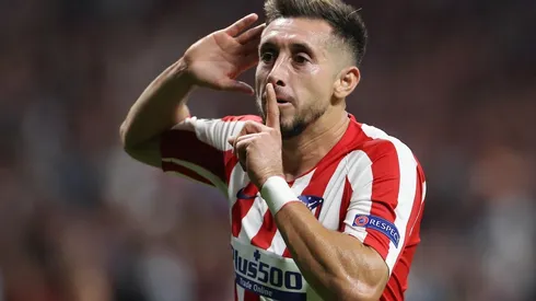 Héctor Herrera confesó que Cuauhtémoc Blanco es el mejor de la historia.