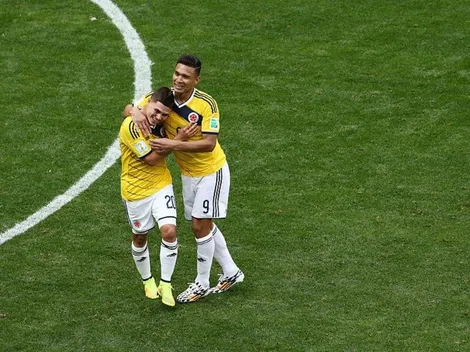 Lindo cruce entre Teo Gutiérrez y Juanfer Quintero por el Mundial de Brasil 2014