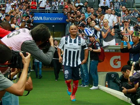 "Seguirá marcando goles": el saludo de la FIFA por el cumpleaños de Chupete Suazo