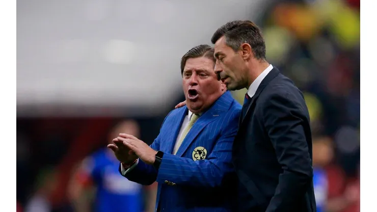 Pedro Caixinha apoya a Miguel Herrera en su idea de ir a Europa