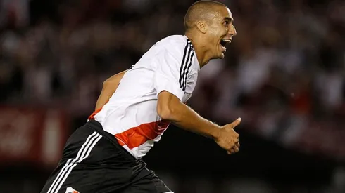 David Trezeguet con la camiseta de River.