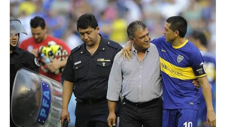 "Riquelme era la primera vez que dirigía a un jugador que admiraba"